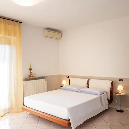 Ampio Monolocale Con Piscina Apartament