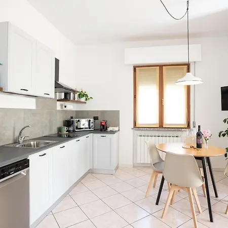 Ampio Monolocale Con Piscina Lejlighed *